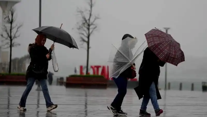 İki Bölgeye Kuvvetli Sağanak Meteorolojik Uyarısı Yapıldı: Neler Olacak?