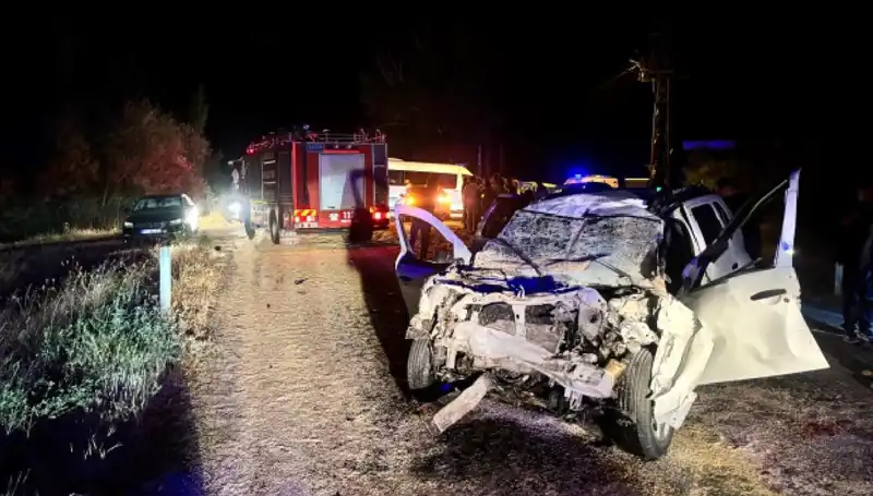 Traktör ile Cipe Çarpışma: 5 Yaralı, Kaza Anı Korkuttu