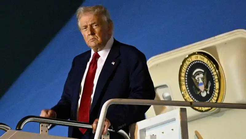 Trump’ın Lahey NATO Zirvesi: Dünya Güvenliği İçin Yeni Stratejiler Tartışılacak