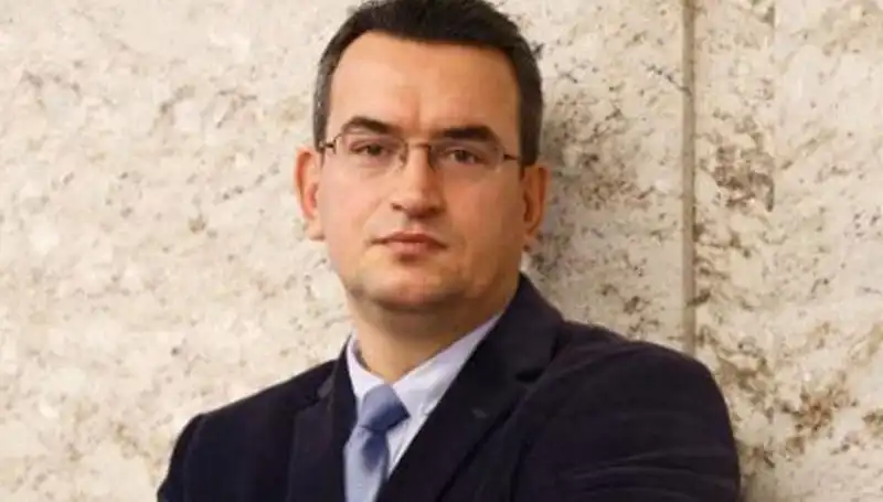DEVA Partisi'nin Kurucu Üyesi Metin Gürcan'ın Hayatı ve Siyasi Kariyeri