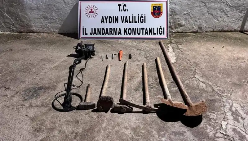 Aydın'da Kaçak Kazı Yaparken Suçüstü Yakalandılar
