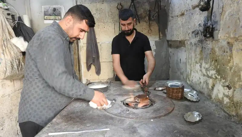 Gelişen Teknolojide Ustaların Yeri: Çırak Bulamayan Meslekler Tehdit Altında
