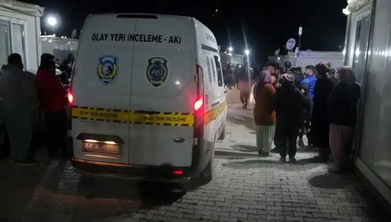 Husumetli İki Aile Arasında Kanlı Kavga: Olay Yerinde Yaşananlar