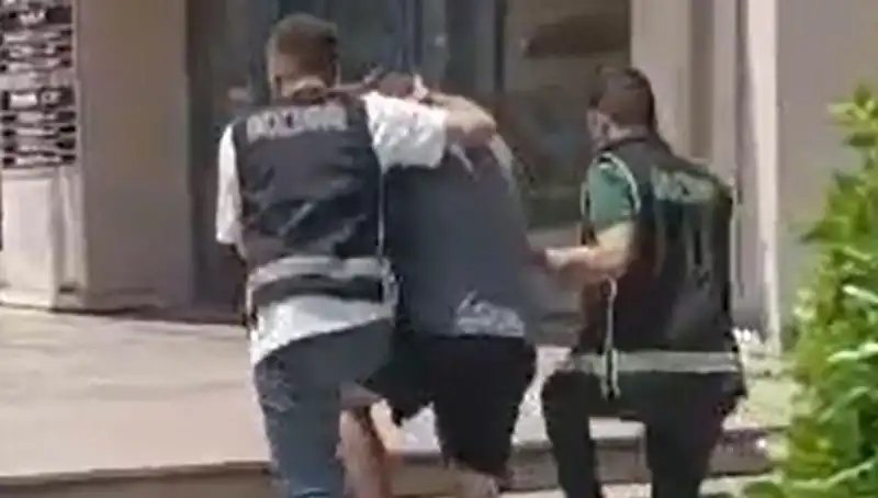 Sahte Döviz kullanarak alışveriş yapan turista sert cezalar uygulandı!
