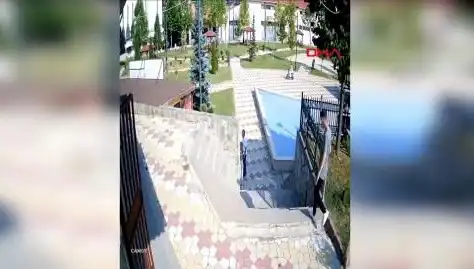 Kastamonu'da Muhtarın Uyardığı Kişi Tarafından Bıçaklanması Şok Yarattı