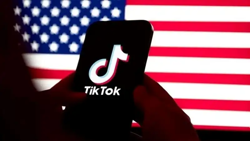 Trump, TikTok'a Verilen Süreyi Uzatma Seçeneğini Değerlendiriyor
