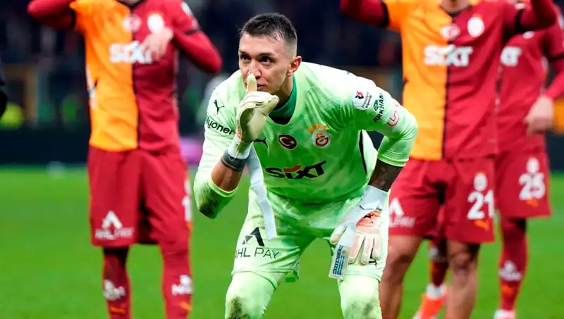 Galatasaray'da Muslera'nın Yerini Alacak Kaleci Kesinleşiyor!