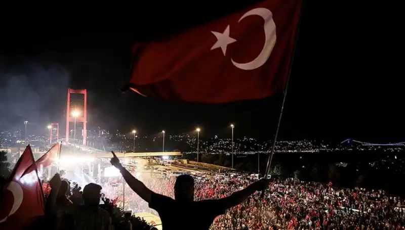 15 Temmuz'la Anılan "En Uzun Gece" Külliye'de Sahne Alıyor!