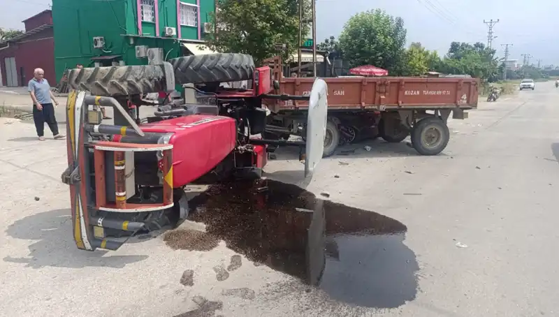 Otomobil ile Traktör Çarpıştı: Kaza Sonrası İki Yaralı