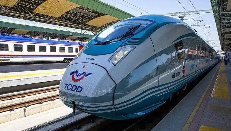 TCDD’den Tarihi Fırsat: 140 Tren Makinisti Kursiyeri Alımı Başlıyor!