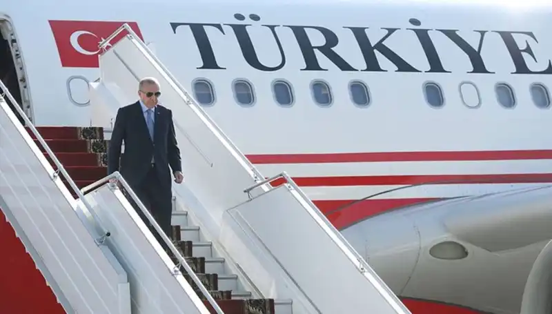 Cumhurbaşkanı Erdoğan İtalya Ziyaretini Tamamladı: Dönüş Yolunda Önemli Açıklamalar