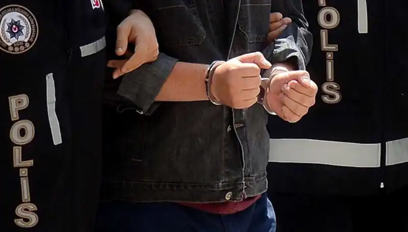 Kayseri’de Yasa Dışı Silah Ticaretine Büyük Darbe: İki Zanlı Tutuklandı