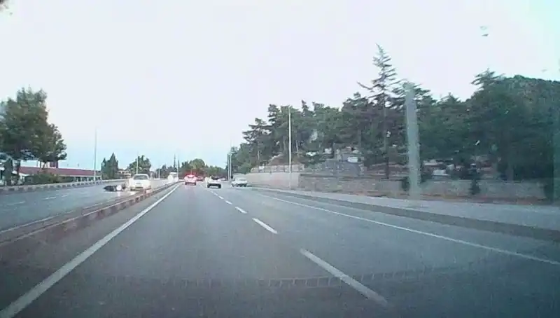 Otomobil ve Motosiklet Çarpıştı: Kaza Sonrası Yaralı Durumu Ciddileşti