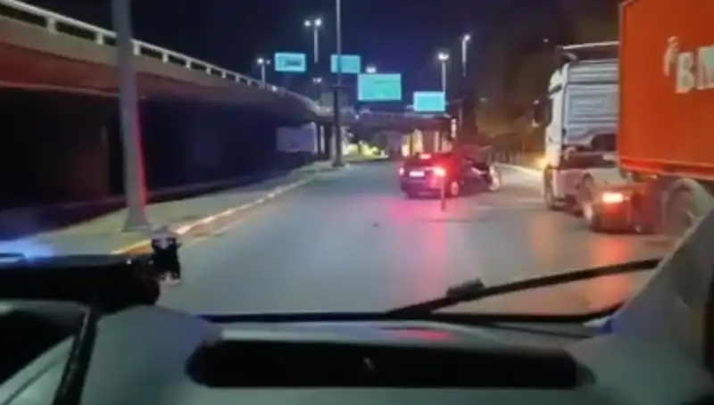 İstanbul'da Büyük Kaçakçılık Operasyonu: Dev İşlemde 36 Milyon TL'lik Ürün Ele Geçirildi