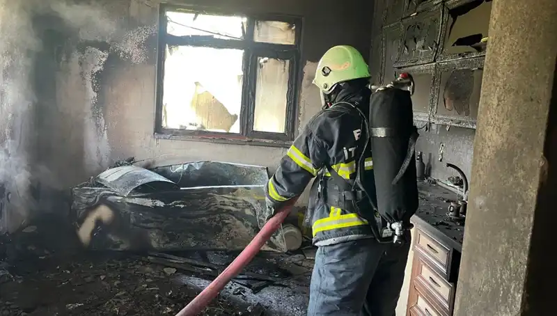 Yangın Mutfağı Kül Etti: O Anlar Kamerada!